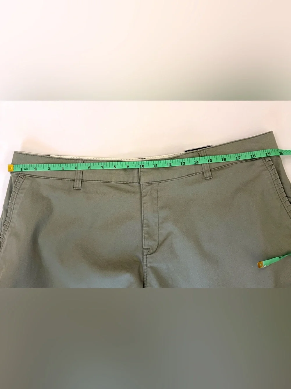 NWT Lane Bryant Girlfriend Shorts Size 18 Green